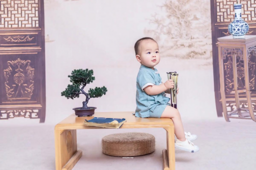 乐山宝宝反复发烧呕吐